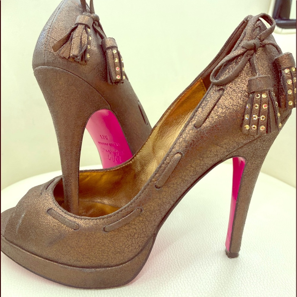 Betsy Johnson heels size 8M. Beautiful shoes